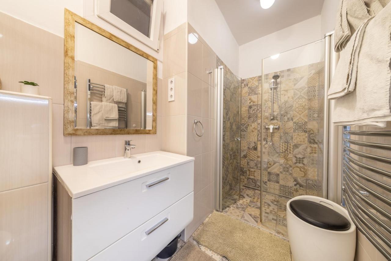 Margit Apartment Budapest Eksteriør bilde