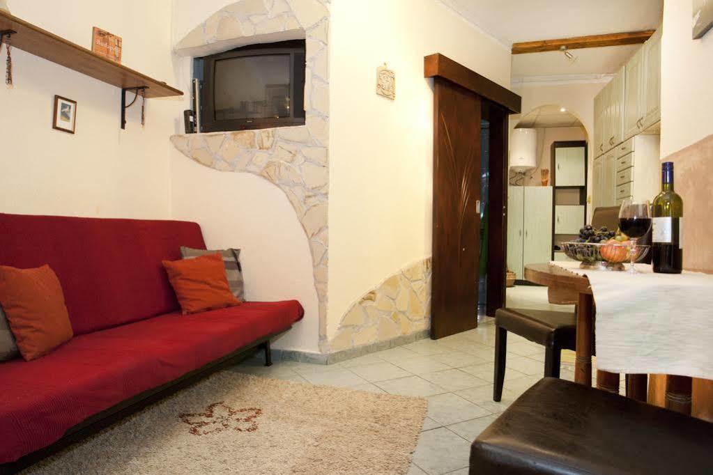 Margit Apartment Budapest Eksteriør bilde